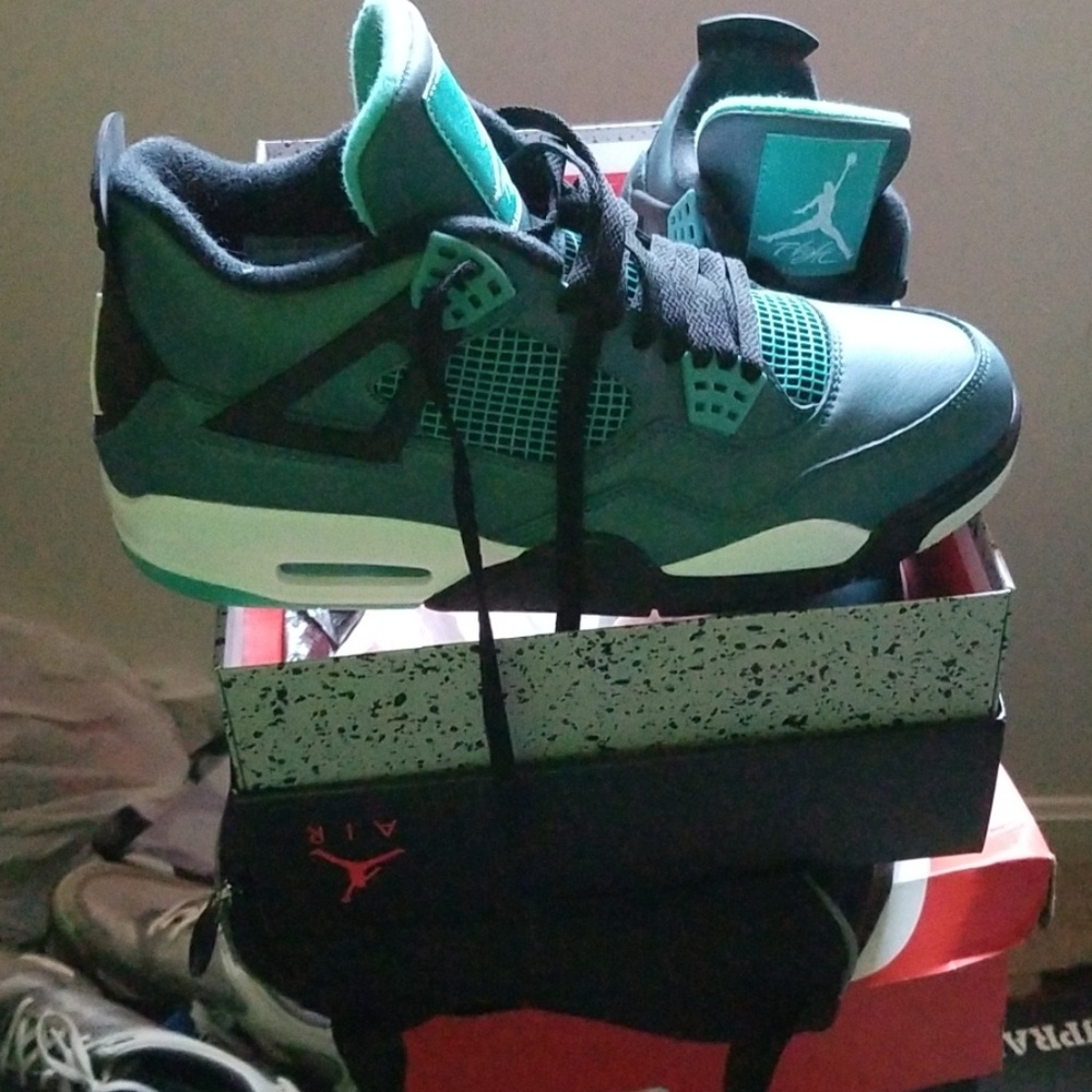 Jordan retro 4s 30th anniversary - Picture 2 of 2